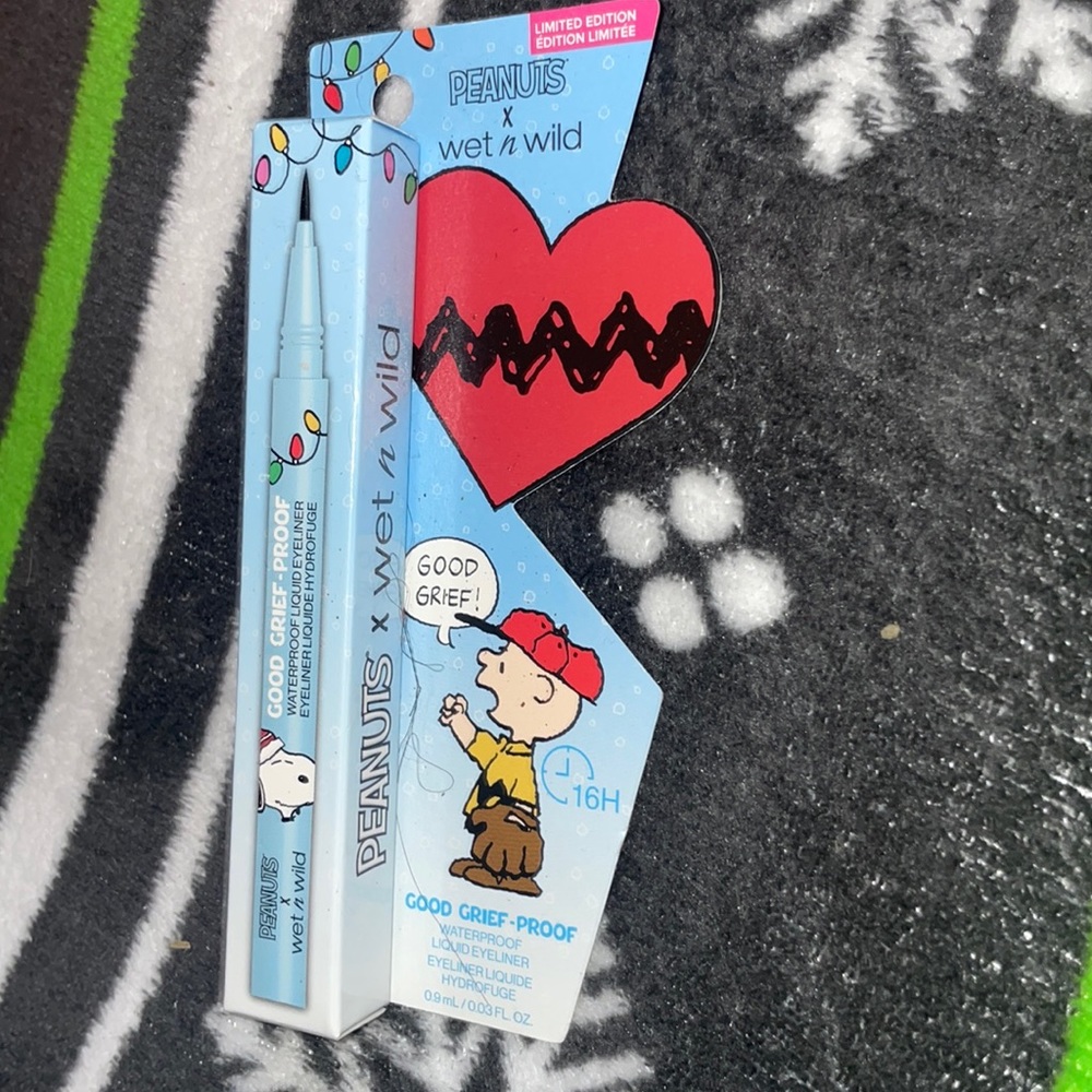 Wet n Wild x Peanuts Waterproof Liquid Eyeliner